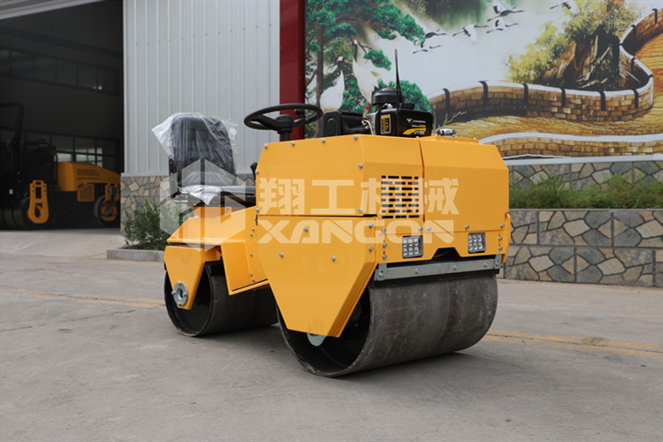 小型壓路機配件制動壓力異常怎么辦？